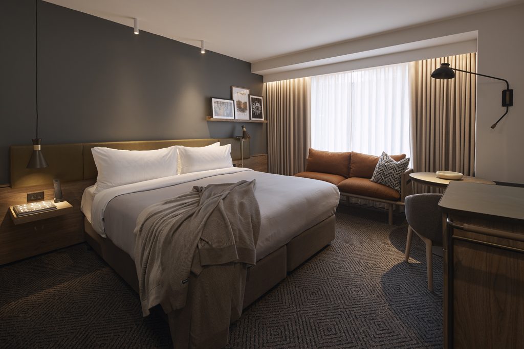 Rydges King Room - Image 1