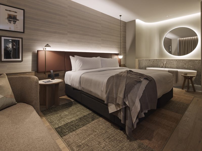 Rydges Melbourne (CBD) - Image 1